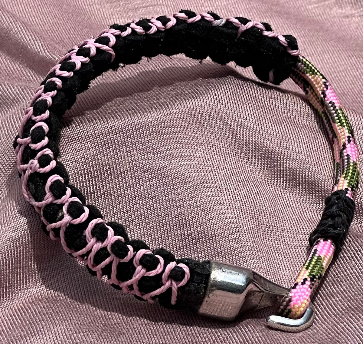 Paracord Bracelet of Suede and Pink Paracord